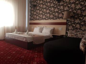 Фотографии Отель Hotel Napoli,Mamaia Nord г. Мамайя Норд – Нэводари (Румыния) №2 Фото Отель Hotel Napoli,Mamaia Nord г. Мамайя Норд – Нэводари 2