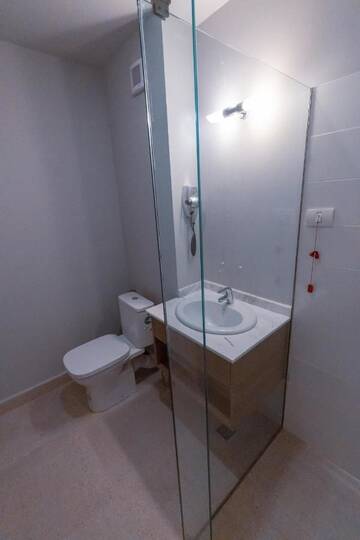 Фото номера Двухместный номер с 1 кроватью и балконом Отель Hotel Clas Mamaia Nord г. Мамайя Норд – Нэводари 7
