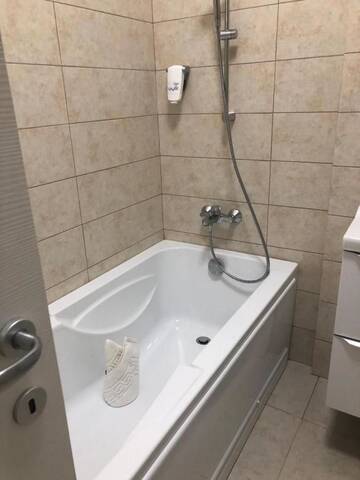Фото номера Апартаменты с балконом Отели типа «постель и завтрак» Apartments Excelsior Mamaia Nord г. Мамайя Норд – Нэводари 8