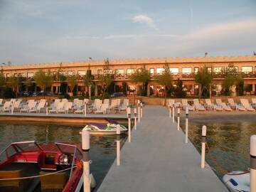Фотографии Отель Hotel La Scoica Land г. Мамайя Норд – Нэводари (Румыния) №1 Фото Отель Hotel La Scoica Land г. Мамайя Норд – Нэводари 1