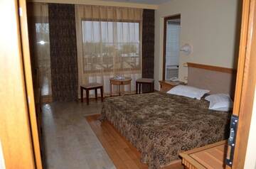Фото номера Люкс с 2 спальнями Отель Hotel La Scoica Land г. Мамайя Норд – Нэводари 12