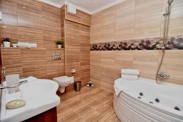 Фото номера Трехместный номер с видом на море Гостевой дом Boutique Vila White Duchess г. Мамайя Норд – Нэводари 8