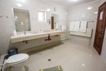 Фото номера Семейный суперлюкс Гостевой дом Vila 7A - Mamaia Nord г. Мамайя Норд – Нэводари 6